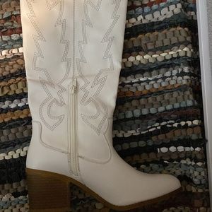 White soda cowboy boots